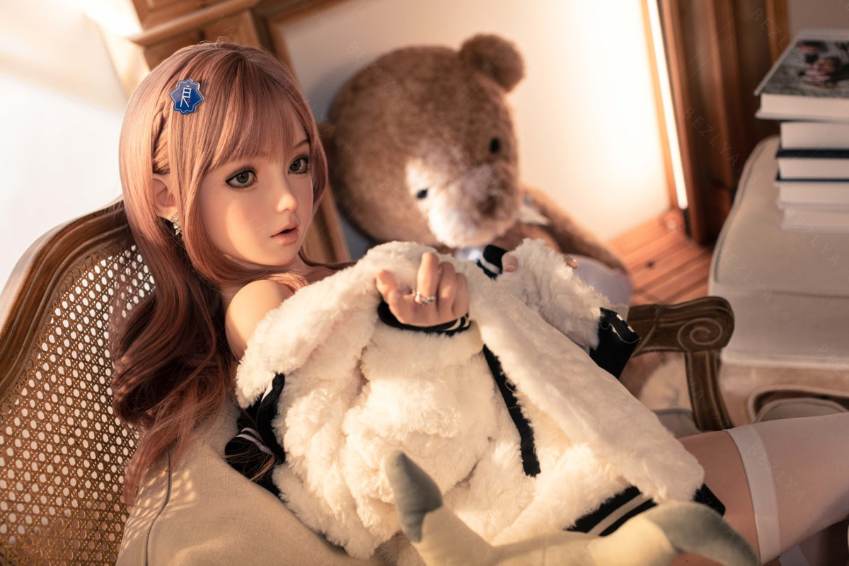 Convallaria Sex doll (Bezlya Doll 149cm D-cup 2.2CF silicone)