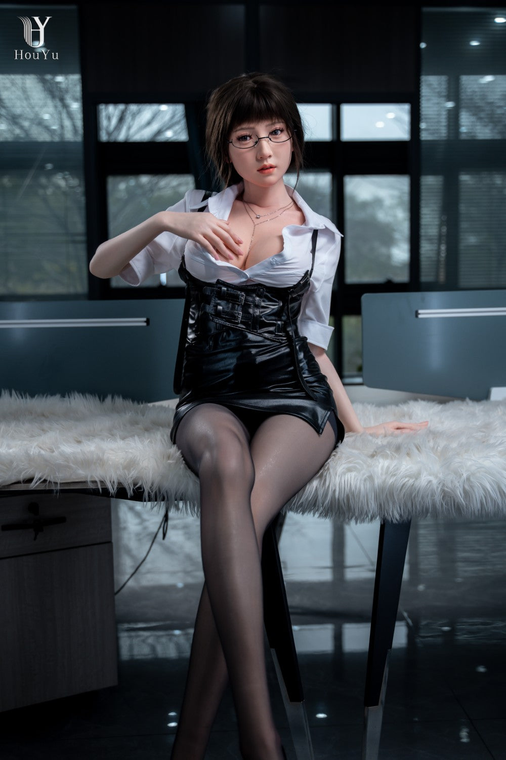 Sex doll Elle (HouYu Doll 158cm D-cup silicone)