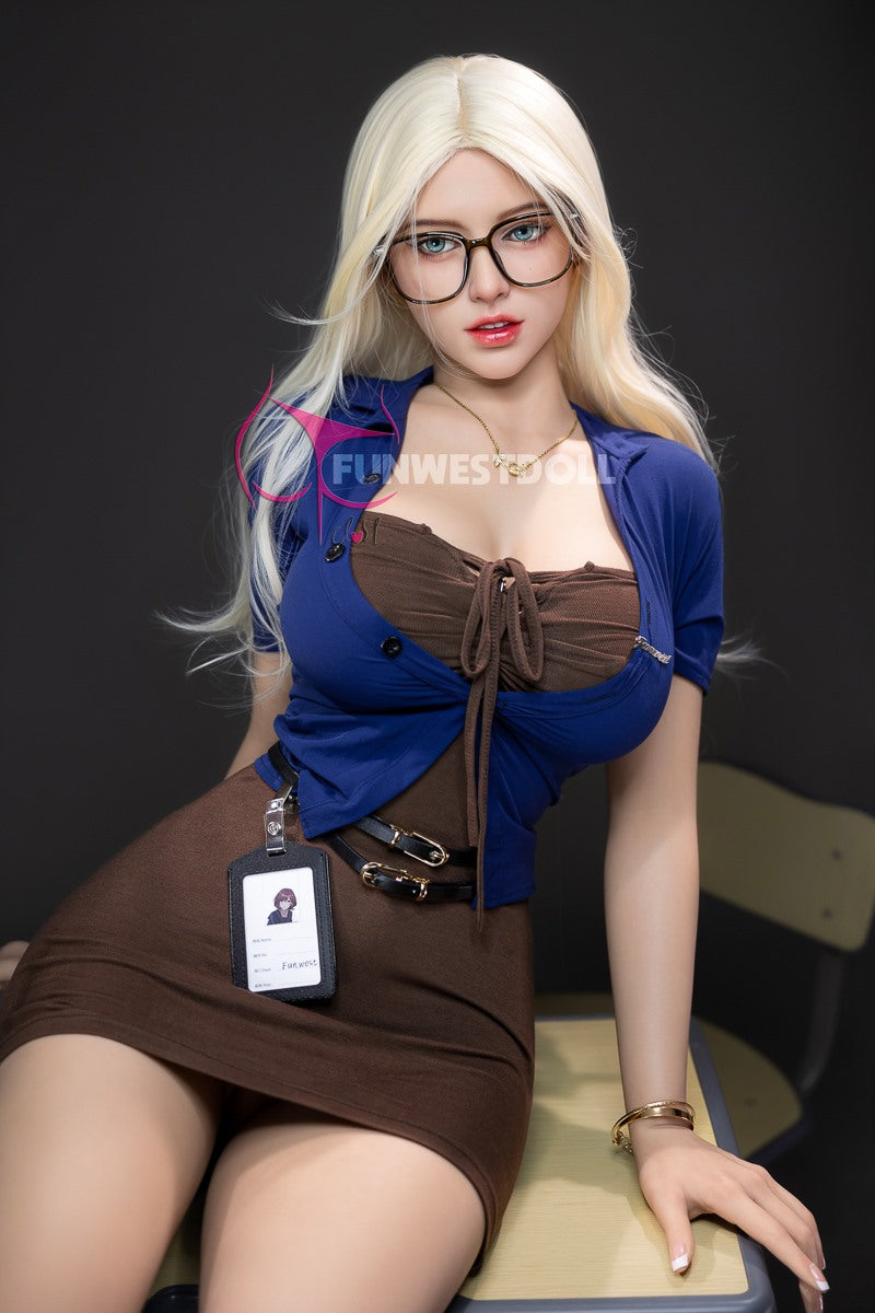 Chloe Sex doll (FunWest Doll 157cm g-cup #035 TPE)