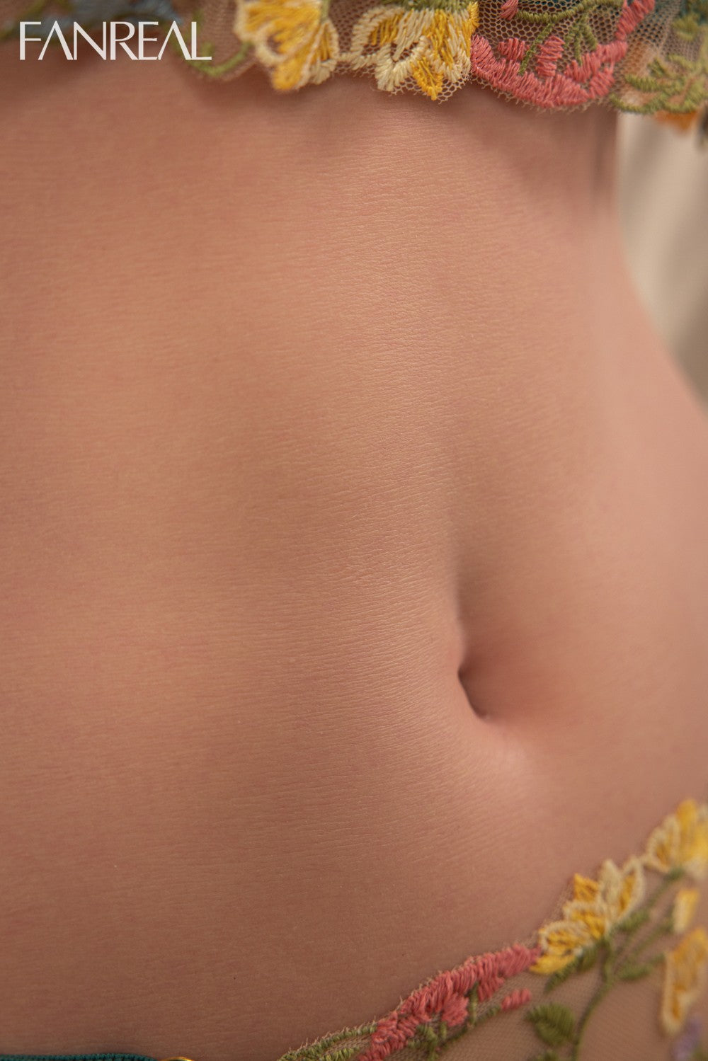 Mirella Torso Sexdocka (FanReal Doll 111cm F-kupa RST Silikon)