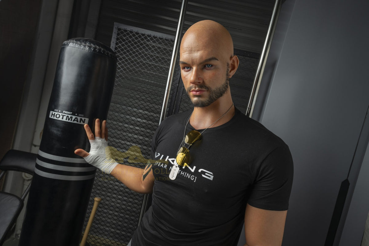 Cliff Jensen Porn star Sex doll (Irontech Doll 190 cm silicone)