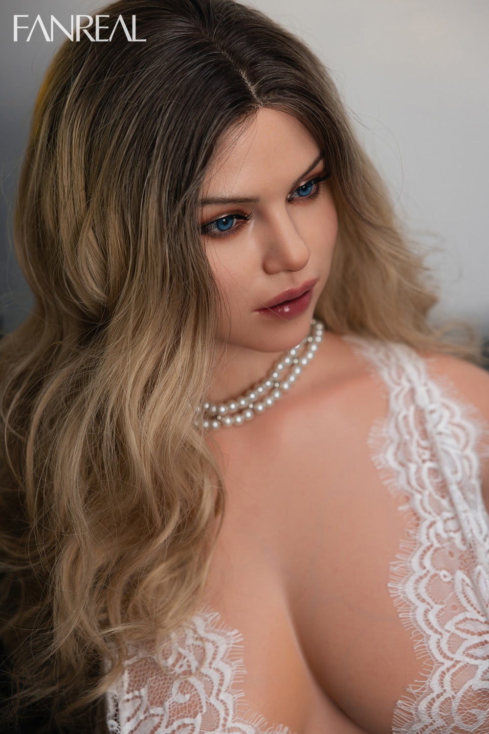 Carlee Torso Sex doll (FanReal Doll 95cm G-cup silicone) EXPRESS