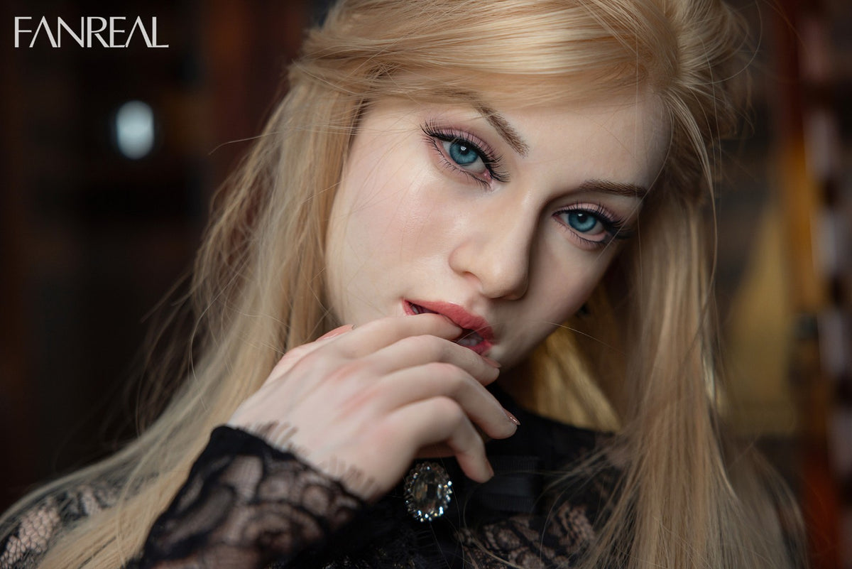 Vanessa Sex doll (FanReal Doll 168cm F-cup silicone)