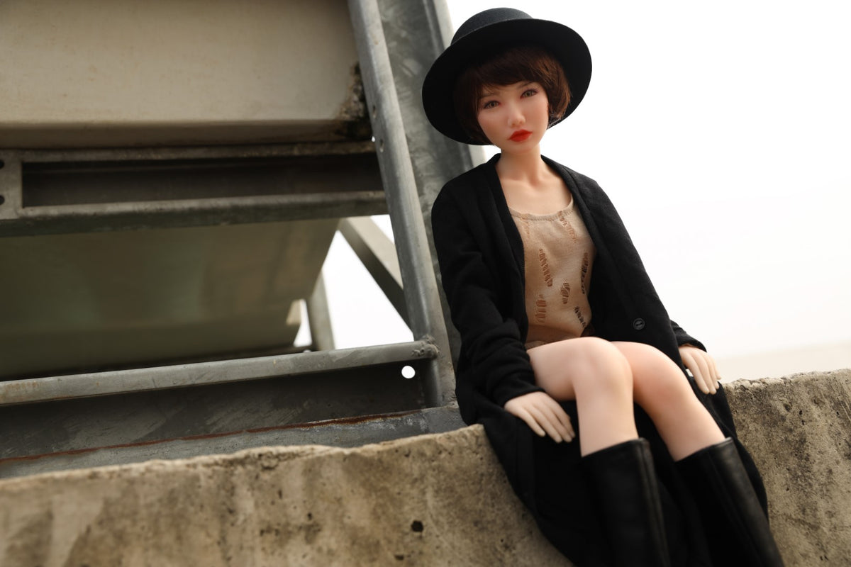 Reka Sex doll (Climax Doll Mini 60cm B-cup silicone)