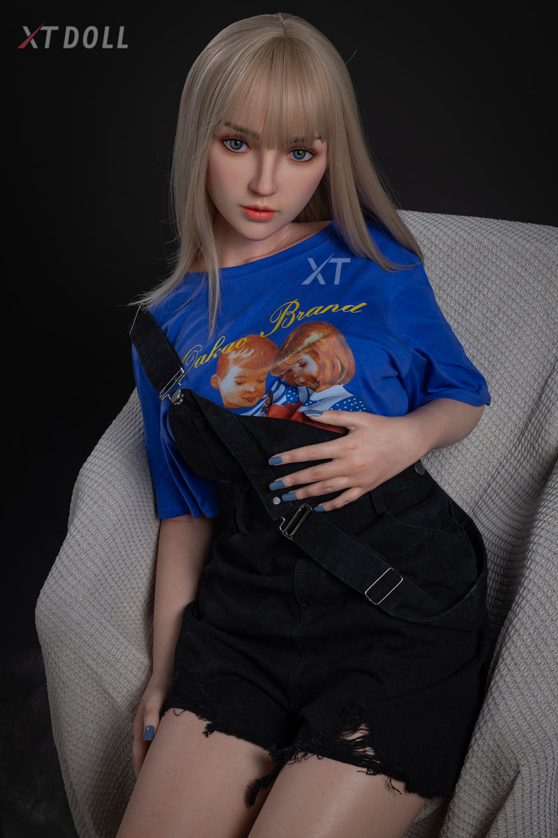 Lisa Sex doll (XT Doll 164cm c-cup #XT-23 silicone)
