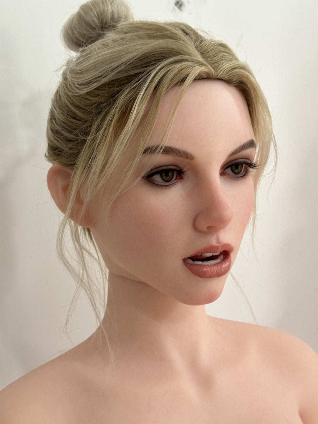 Irina Sex doll (Zelex 153cm b-cup ZXE206-W1 SLE silicone)