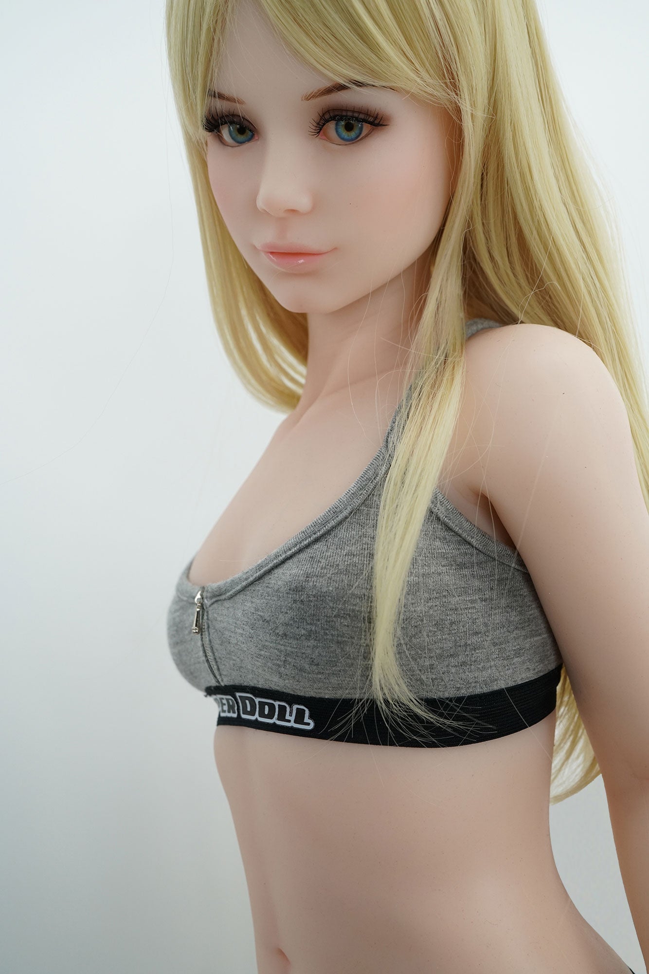Elsa Sex doll (Piper Doll 100cm B-cup silicone)