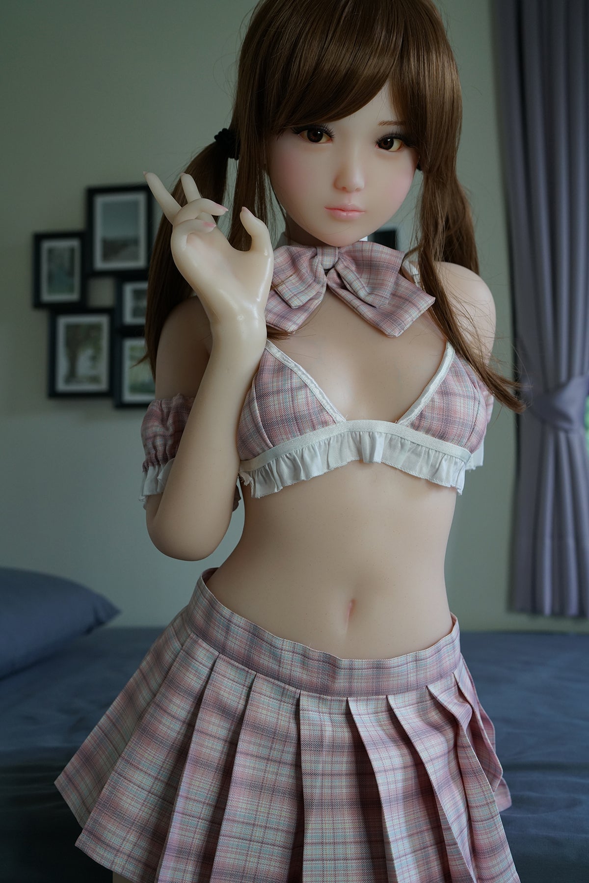 Aika Sex doll (Piper Doll 130cm A-cup silicone)