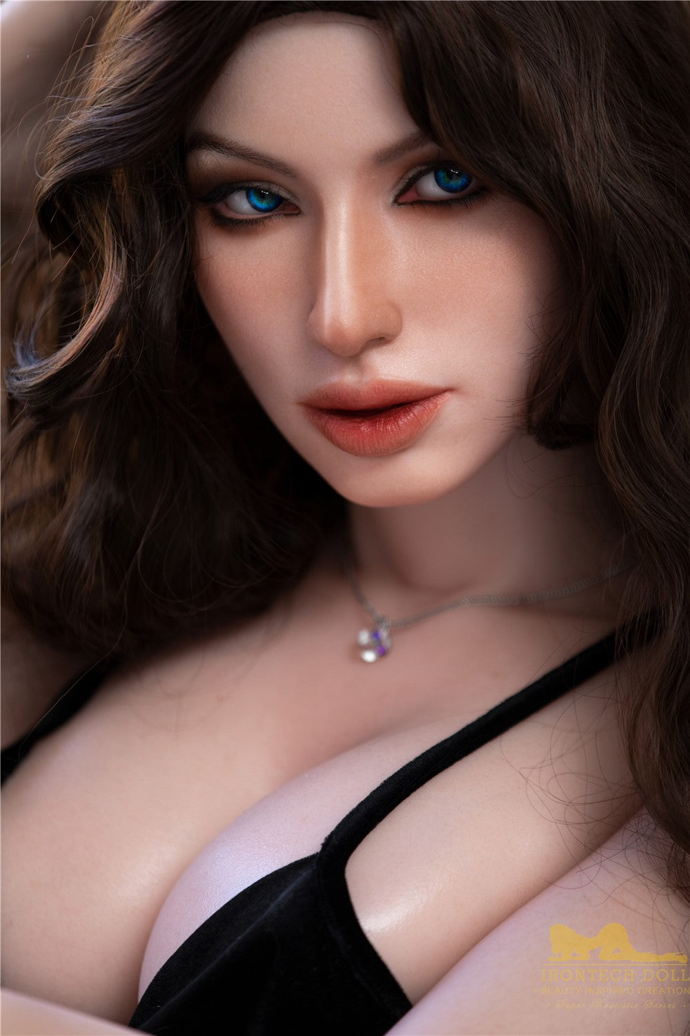 Esmeralda Sex doll (Irontech Doll 166cm C-cup P28 silicone)