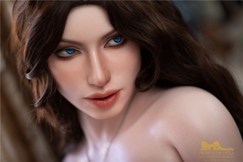 Esmeralda Sex doll (Irontech Doll 166cm C-cup P28 silicone)